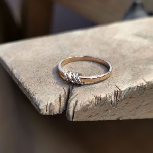 Gold Link Ring