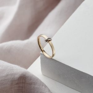 Gold Twisted Knot Ring